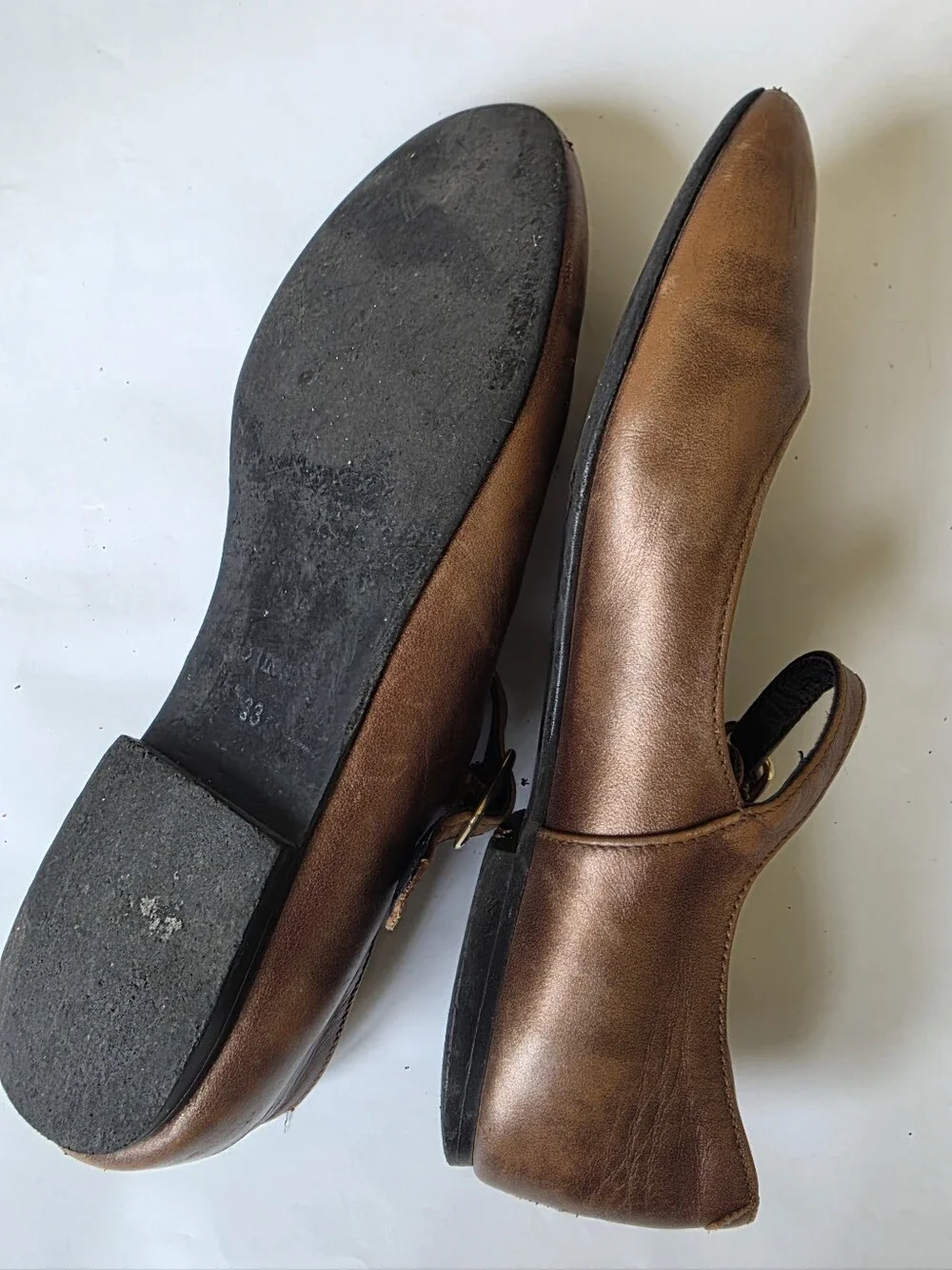 Leather Mary Jane Flats in Brown - Blublonc